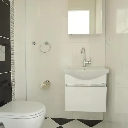 Pink Apartment *